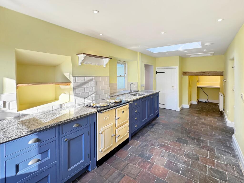 Milton, Tenby, SA70 – pohled 2
