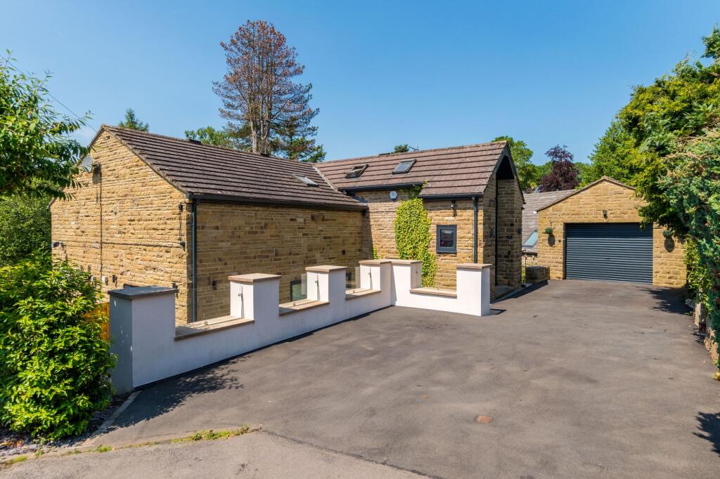 House in Bradford, Gilstead, Bingley - View 3