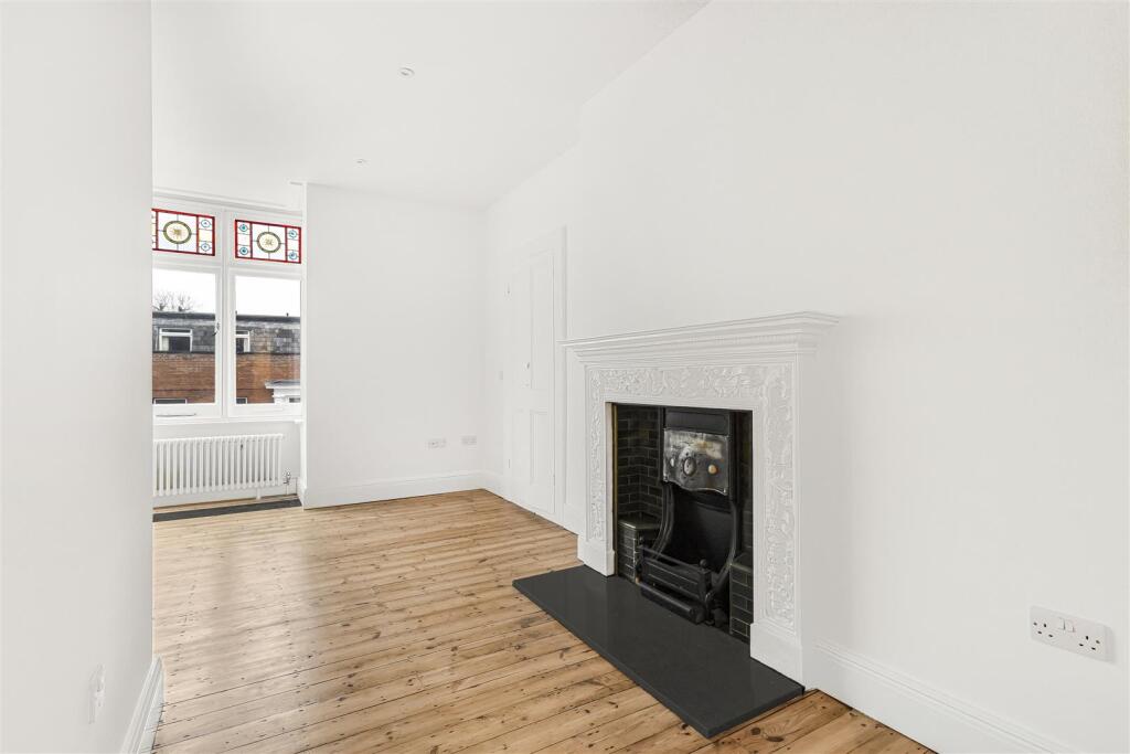 Apartment in Cambridge - View 3
