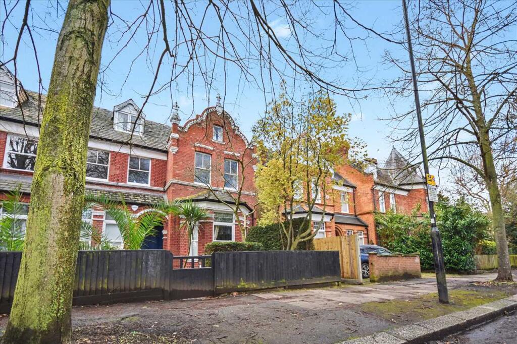Main image of property: Dukes Avenue, Chiswick