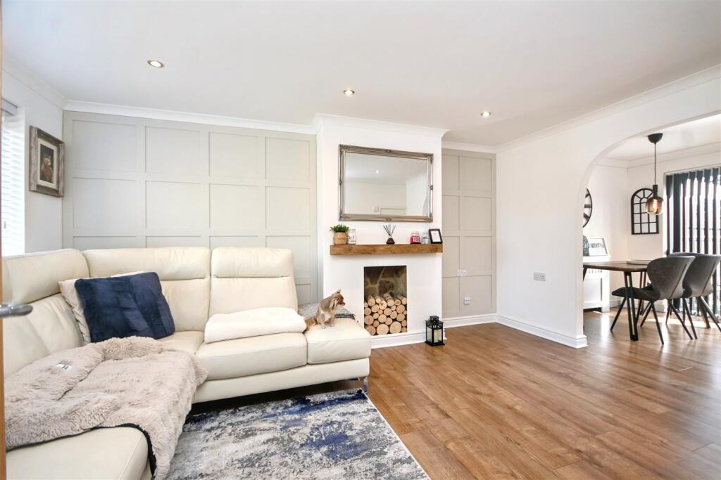 House in Eastbourne, East Sussex - View 2