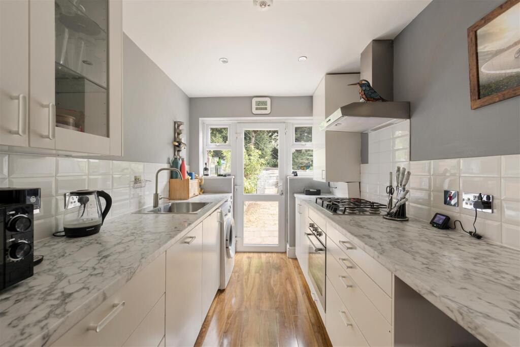 House in London - View 4