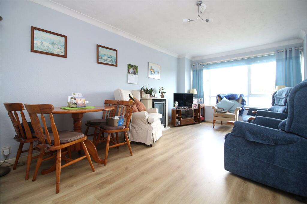 Apartment in New Forest, Old Milton, New Milton - View 2