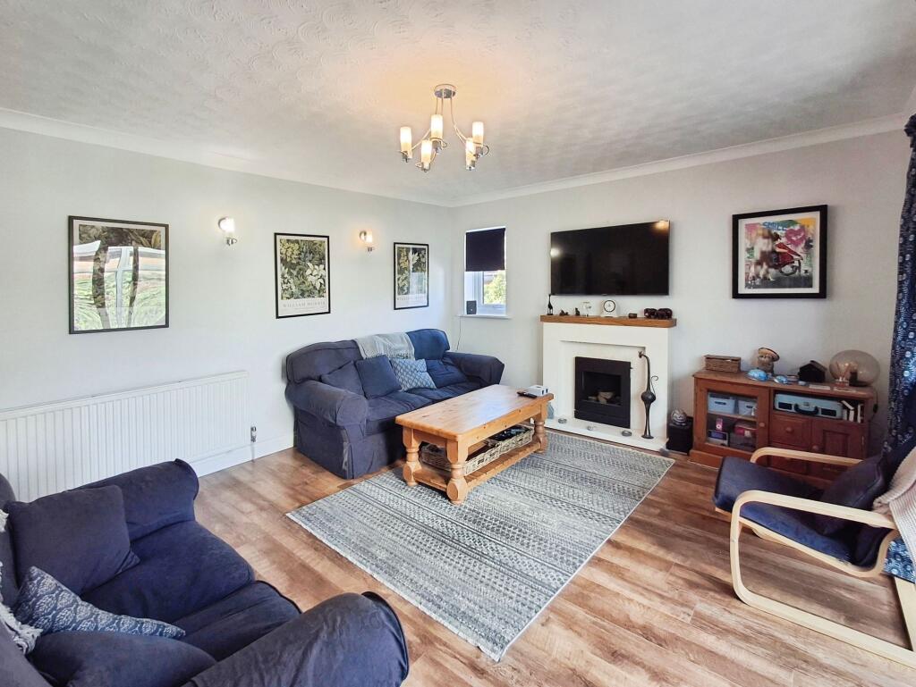 Barkston Close, Bourne, PE10 photo 3