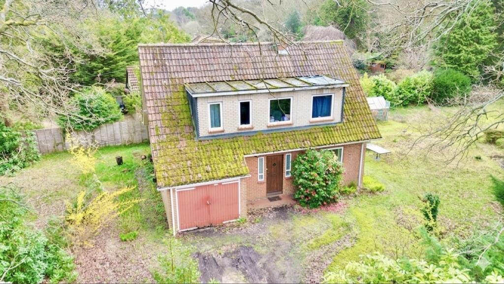 Main image of property: Nine Mile Ride, Finchampstead, Wokingham, Berkshire, RG40