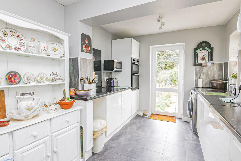 House in Weston-super-Mare, North Somerset - More