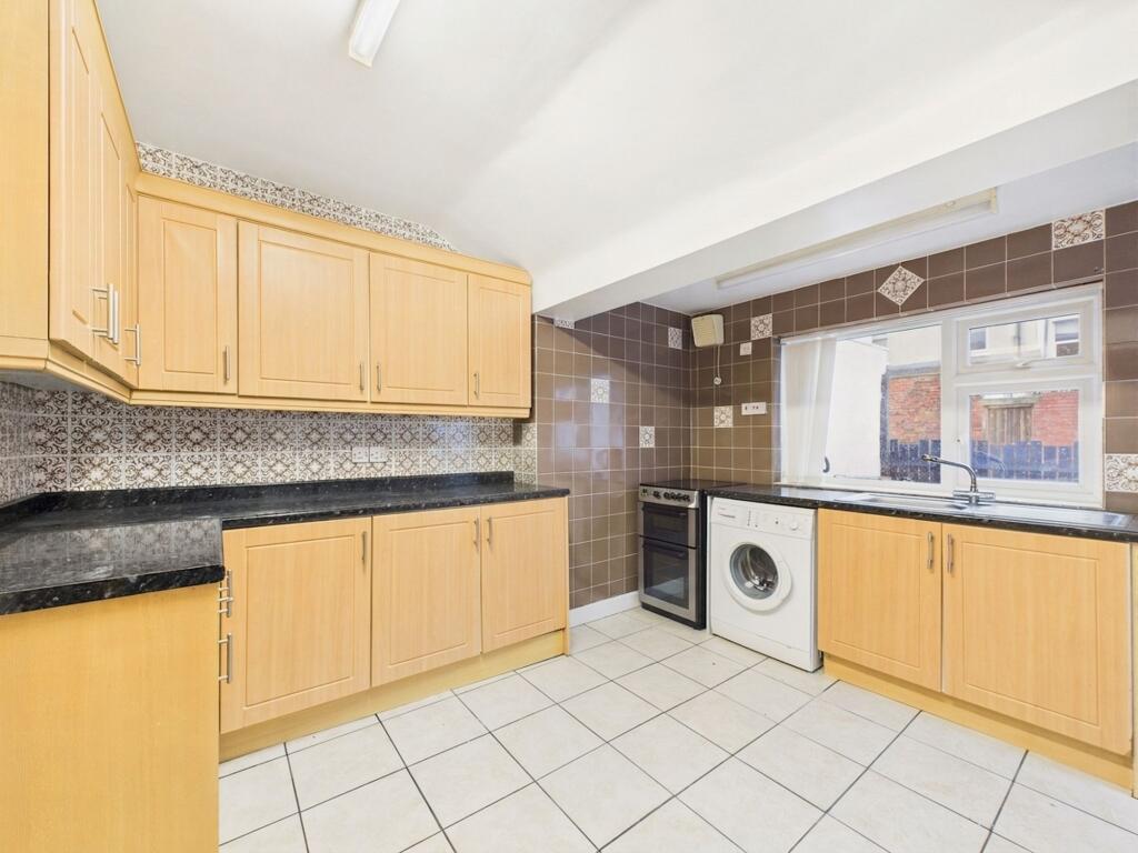 House in Newcastle upon Tyne, Lemington - More