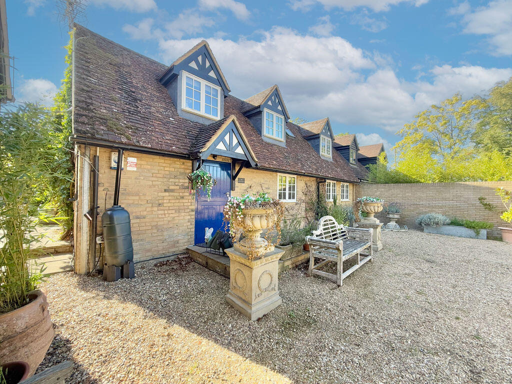 Main image of property: Cozy Cottage, Crafton