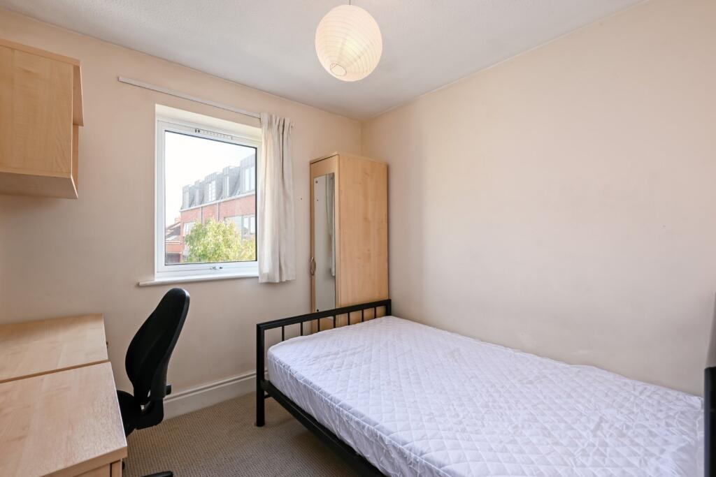 Apartment in York - More