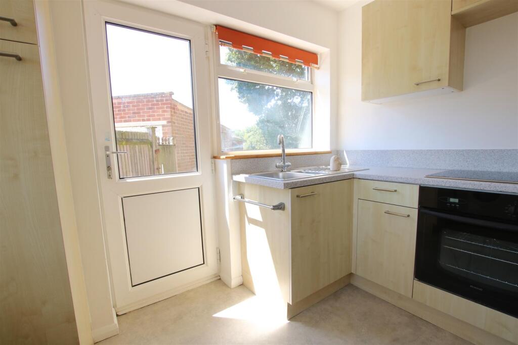 House in Wealden, Polegate - View 4