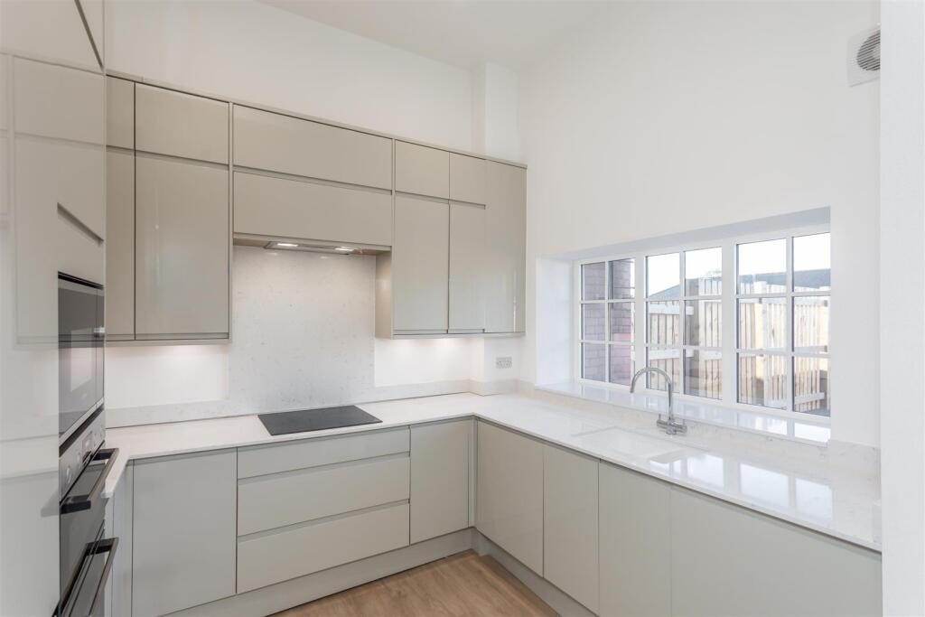 House in Harrogate - View 5