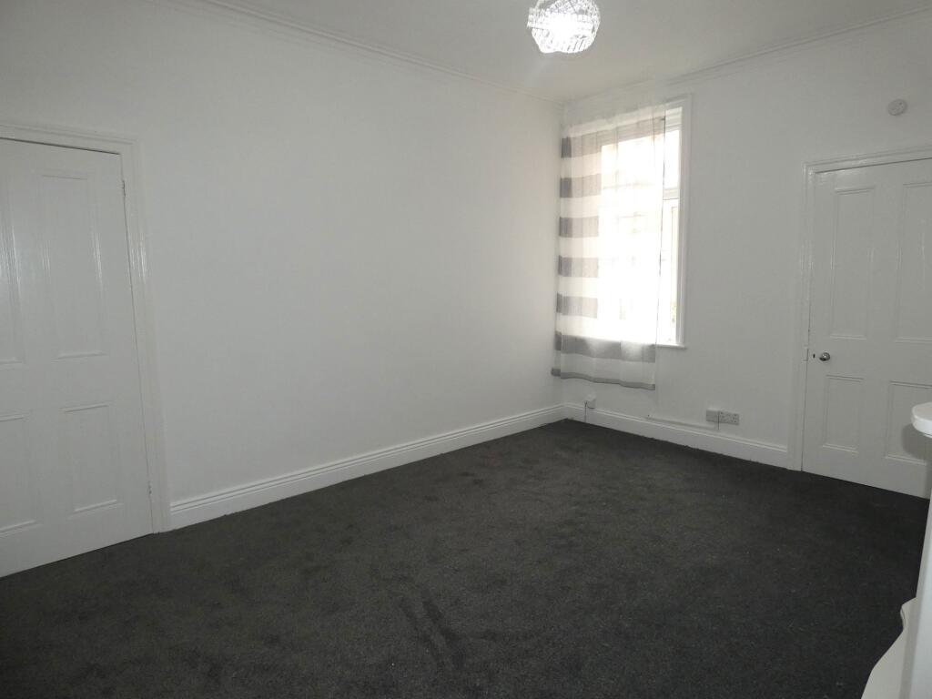 Birchington Avenue, South Shields, Tyne and Wear, NE33 4SB photo 4