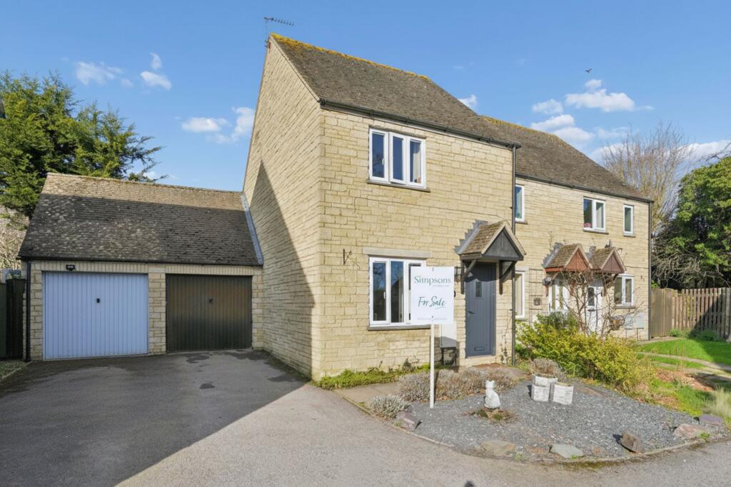 Main image of property: Eton Close, Witney, OX28