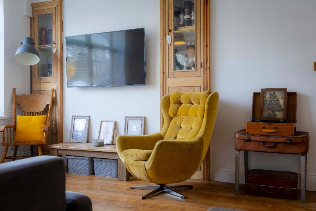 Main image of property: High Street, Nelson