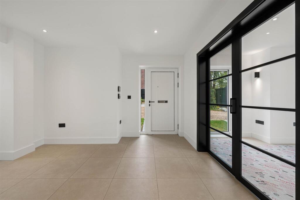 House in Wilmslow, Lacey Green, Colshaw Farm - View 5