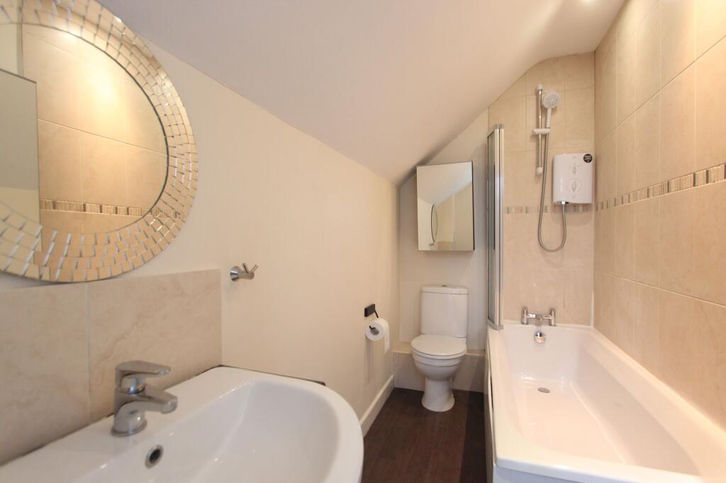 House in Winchester, Hampshire - View 5