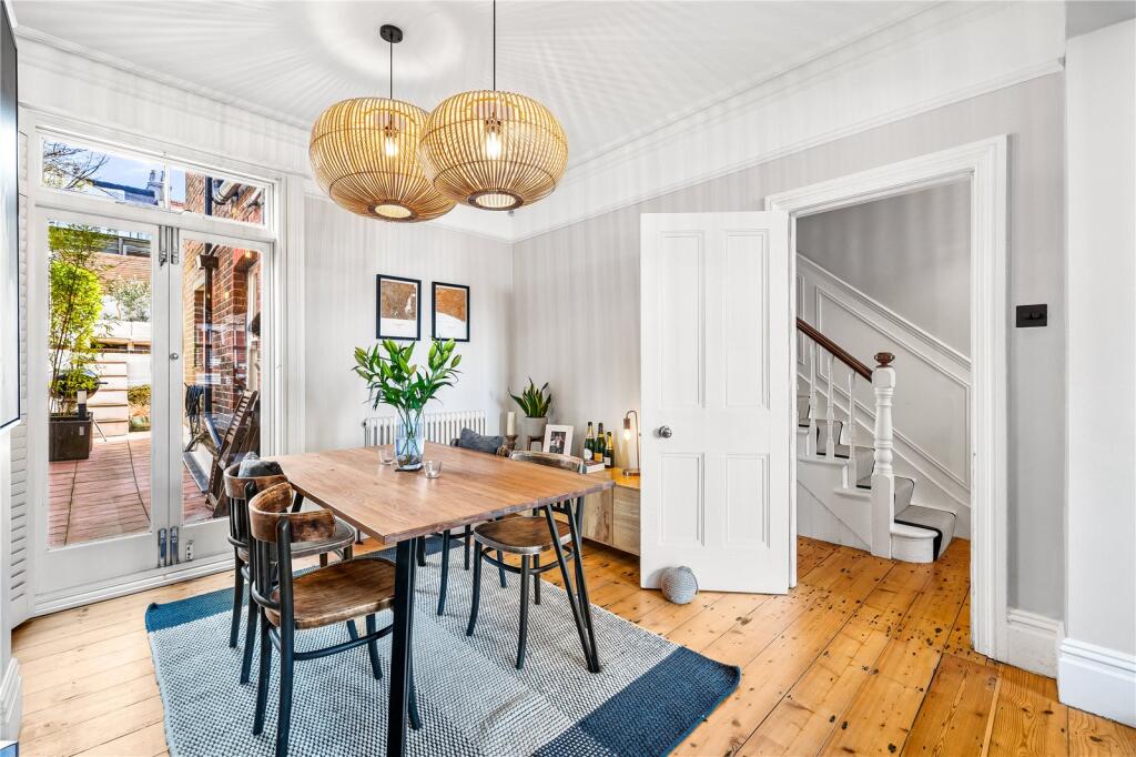 House in Brighton - View 5