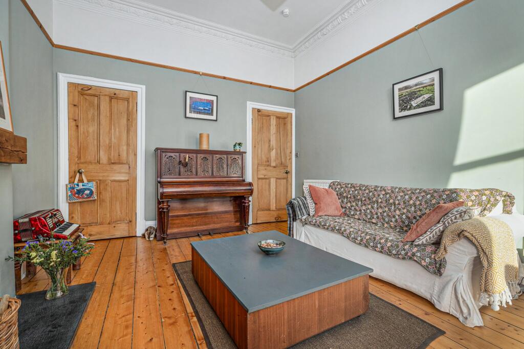 Pollokshaws Road, Strathbungo, Glasgow photo 4
