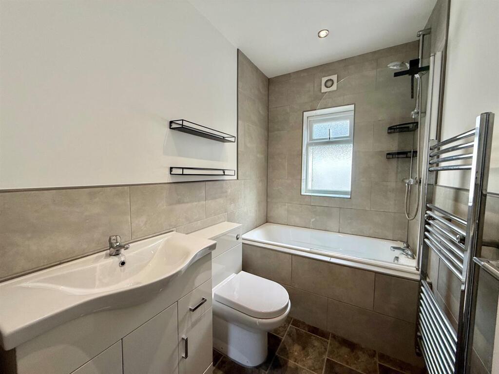 Apartment in Disley - View 5