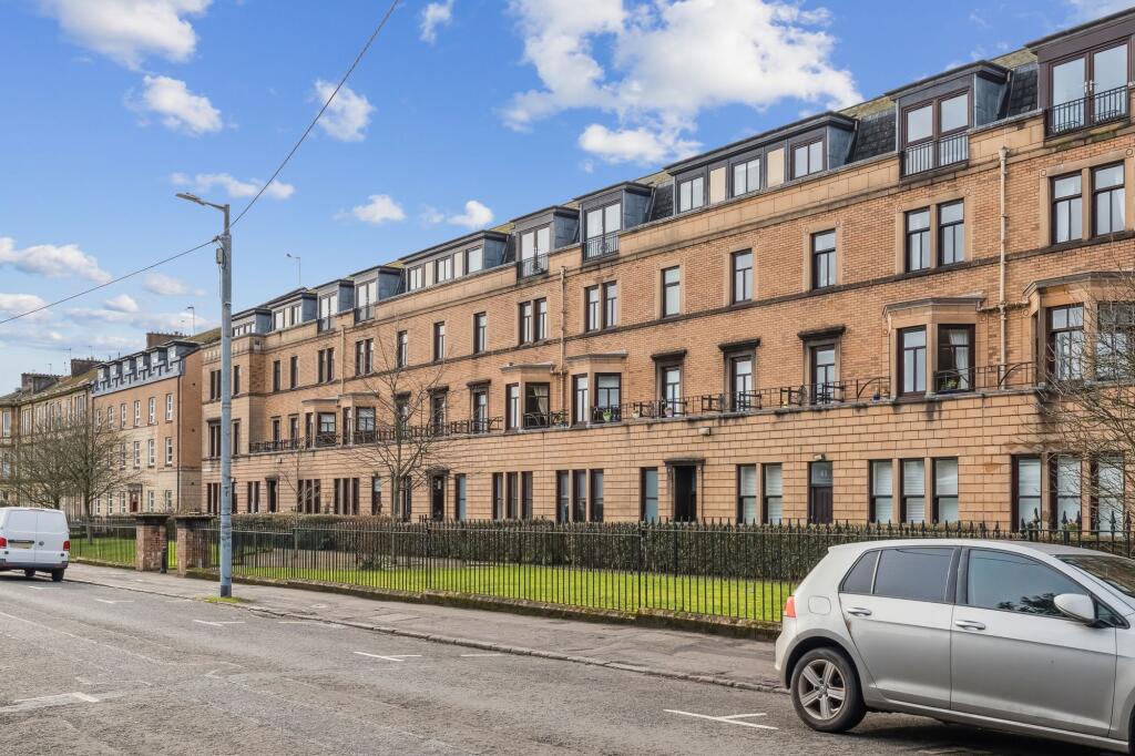 Main image of property: Peel Street, Flat 2/2, Partickhill, Glasgow, G11 5LU