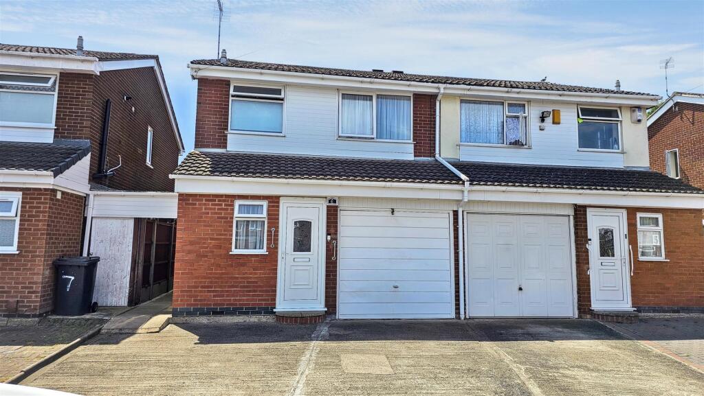 Main image of property: Woodside Close, Leicester