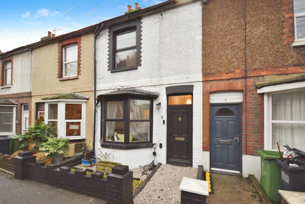 3-bed terraced on 3, South Undercliff, £325,000