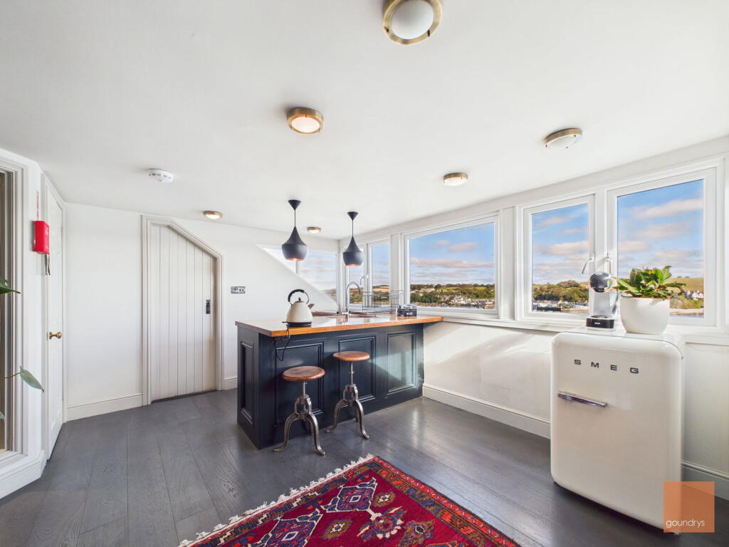 Apartment in Falmouth, Cornwall - View 5