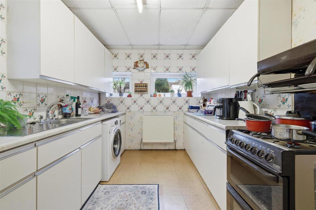 Beaconsfield Road, Enfield – pohled 6