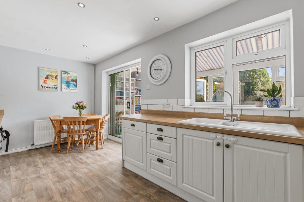 Clumber Drive, Radcliffe on Trent, NG12 photo 4