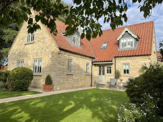 Main image of property: Vicarage Lane, Dunston LN4