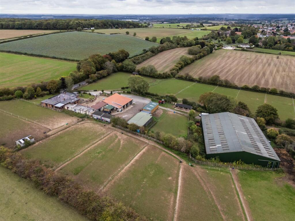 4-bed house on Whitwell Common, Worksop, £1,400,000
