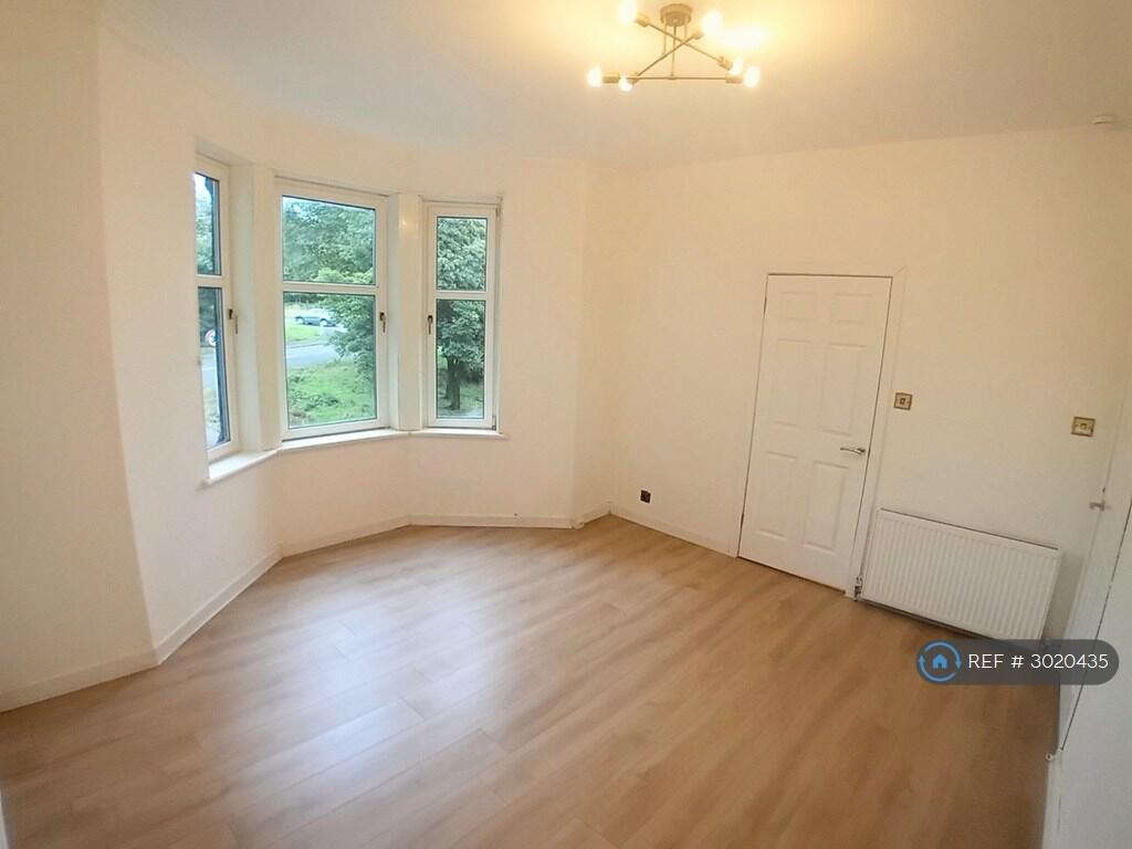Apartment in Kilbirnie, North Ayrshire - More
