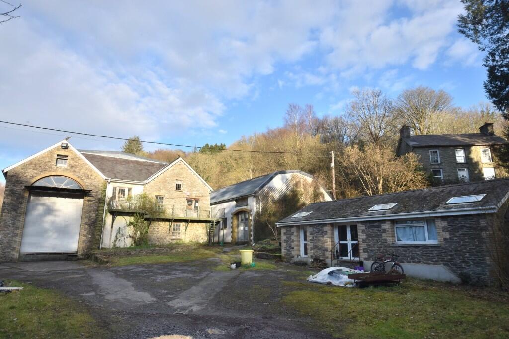 Main image of property: Dolbantau, Llanfihangel-Ar-Arth, Carms. SA39 9JD