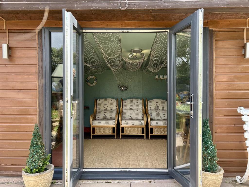 Additional image 34 of Manor Way, Halesowen