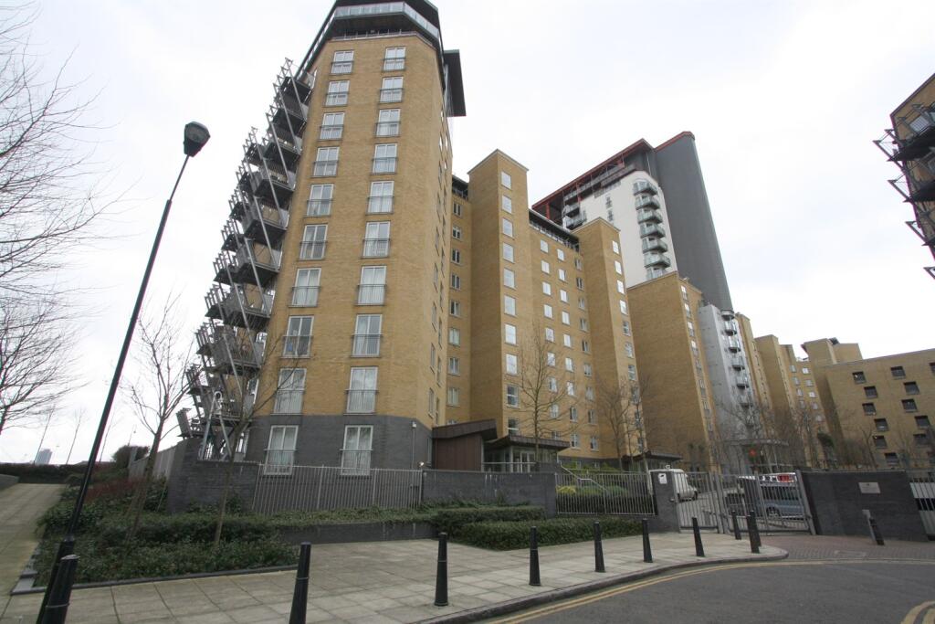 Main image of property: Naxos Building, 4 Hutchings Street, E14