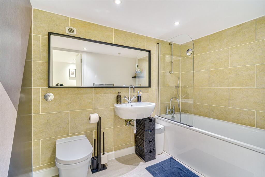 Reed Place, SW4 - View 5
