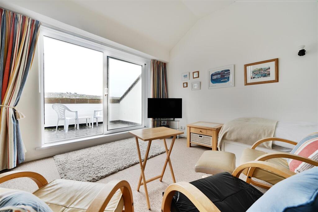 St. Nicholas Court, St Ives photo 4