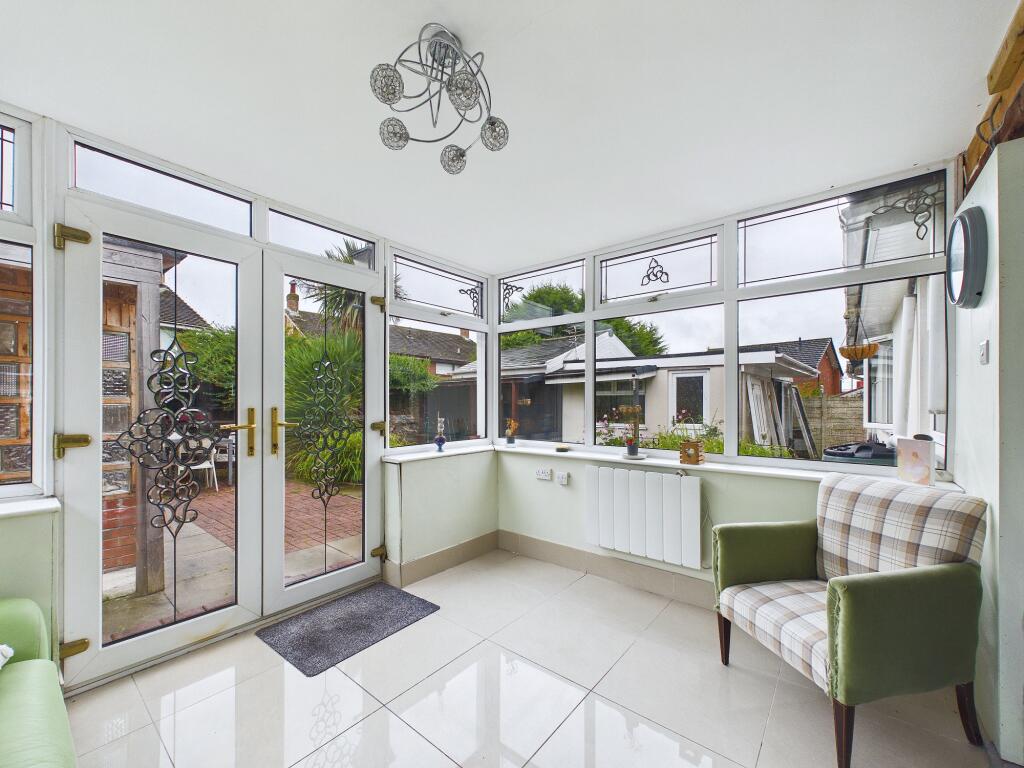 House in St Helens, New Boston - View 4