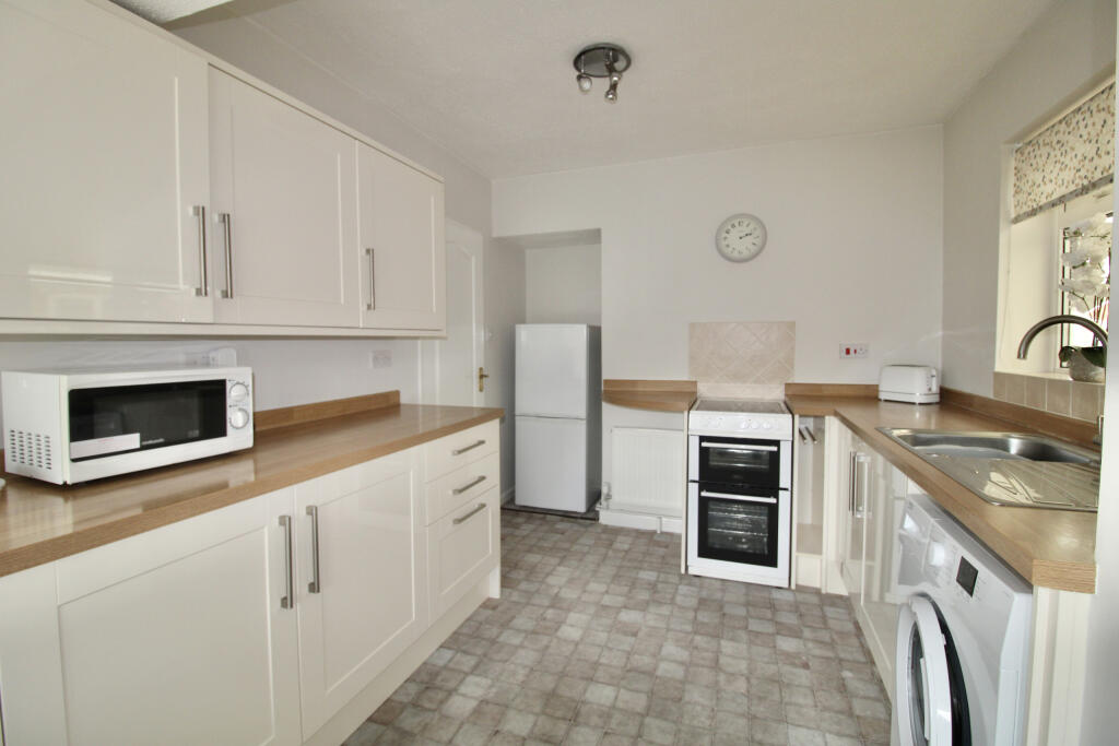 Laburnum Drive, Melksham, Wiltshire - View 6