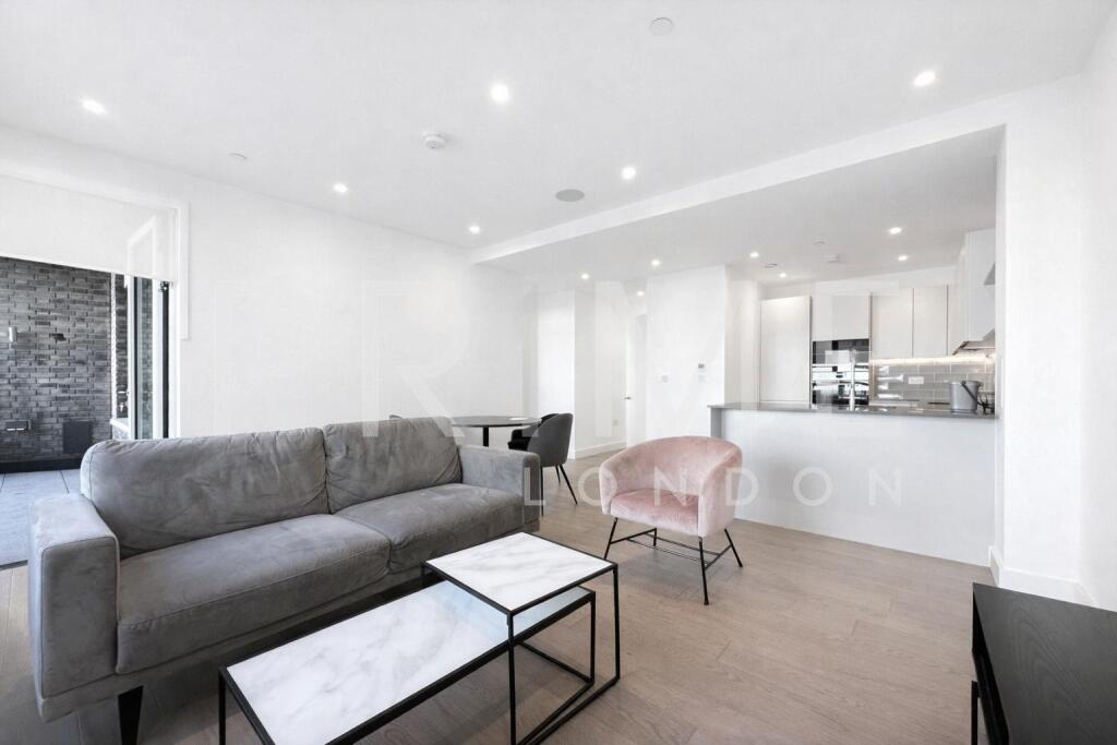 Main image of property: The Crosse, Bermondsey Square, London