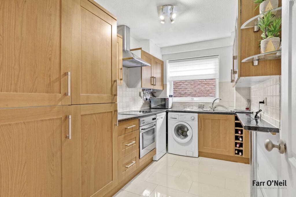 Palmerston Road, Buckhurst Hill, IG9 - View 3