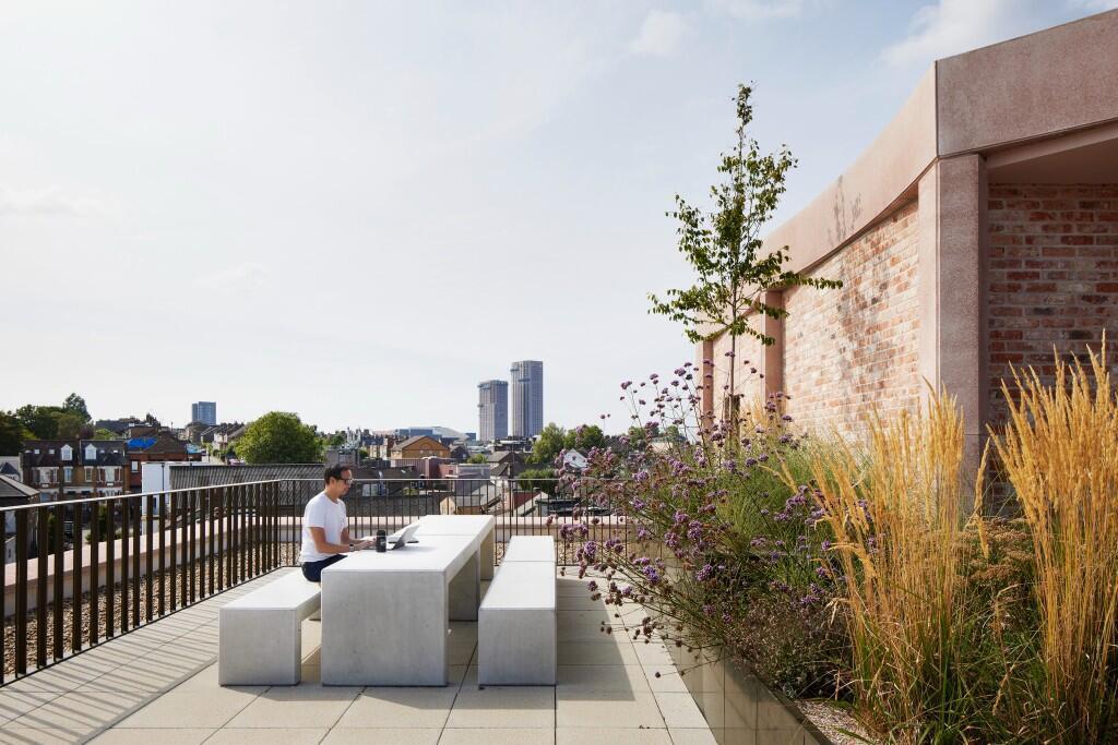 Apartment in London - View 2