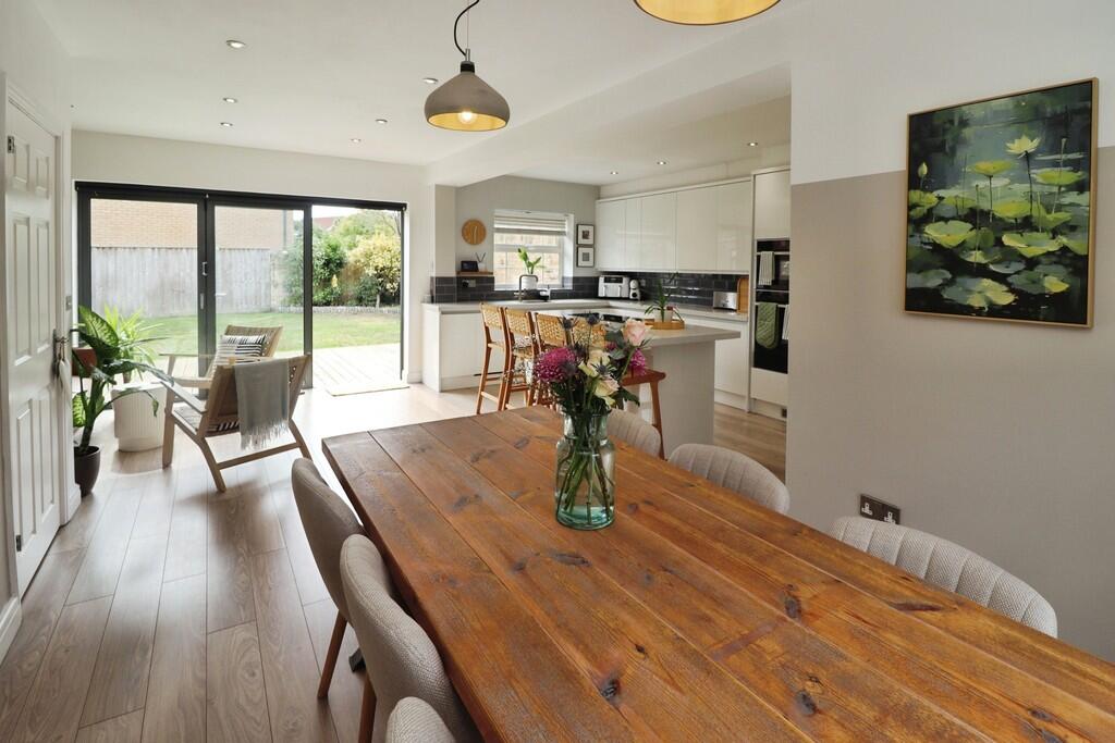 House in West Lindsey, Greetwell - View 3