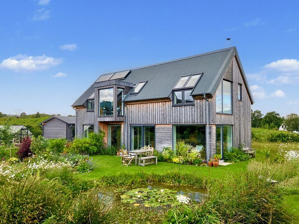 Main image of property: The Neuk, Taynuilt, Argyll, PA35 1HY