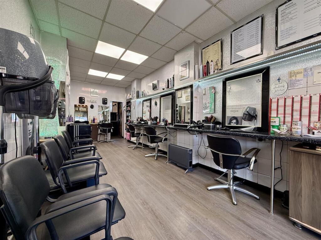 3 Salon.JPEG