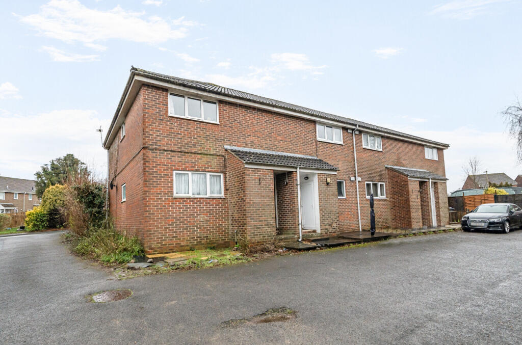Main image of property: Spruce Avenue, Waterlooville, Hampshire, PO7