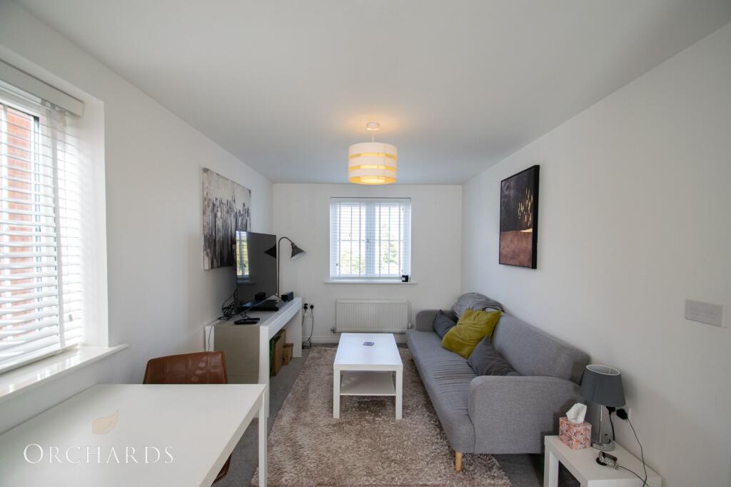 Churchill Drive, Flitwick, MK45 photo 2