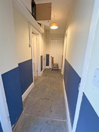 INNER HALLWAY