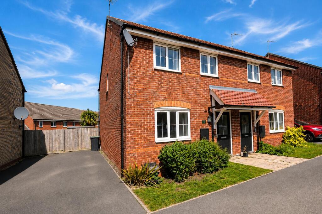 Main image of property: Hart Way, Rushden, NN10 0ZA