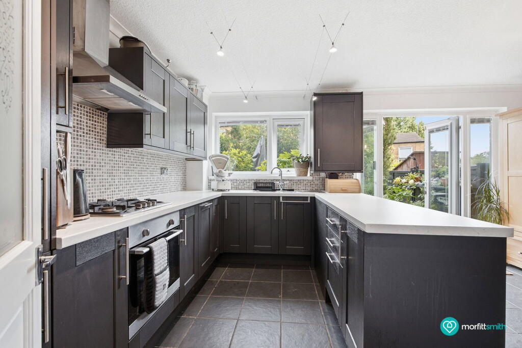 Main image of property: Creswick Street, Sheffield, S6 2TN